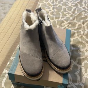 Women’s Toms Marlo Bootie-Size 9